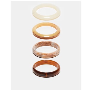 Brazalete de Resina Moderno y a la Moda para Mujeres y Niñas, Diseño Único en Colores Mixtos, Gran Venta para Fiestas - Product Image 5