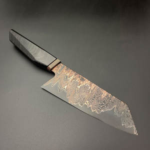 Cuchillo de cocina de cobre damasco premium con construcción de espiga completa y mango de madera natural para un rendimiento culinario equilibrado - Product Image 4