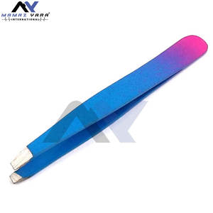 Juego de 2 piezas de extensiones de pestañas de acero inoxidable con revestimiento de plasma, punta separadora y agarre de diamante azul y rosa - Product Image 4