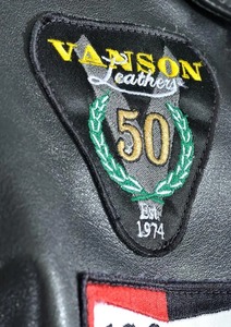 แจ็คเก็ตมอเตอร์ไซค์หนังวัวแท้ Vanson Leathers รุ่นที่ 50 สำหรับผู้ชาย มาตรฐาน CE ป้องกันการกระแทก ทนลม กันหนาว เป็นมิตรต่อสิ่งแวดล้อม เหมาะสำหรับขี่มอเตอร์ไซค์ - Product Image 4
