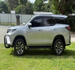 Toyota Fortuner, Auto Usado en Excelentes Condiciones, Historial Limpio, Sin Accidentes, Experiencia de Conducción Suave, SUV Totalmente Funcional - Product Image 5