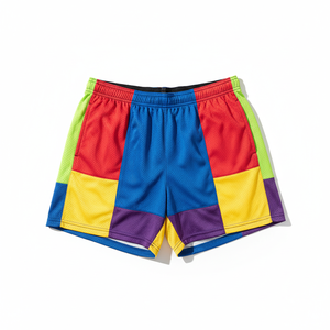 Shorts de sport en maille vibrante à empiècements - Vêtements de sport respirants haute performance - Product Image 1