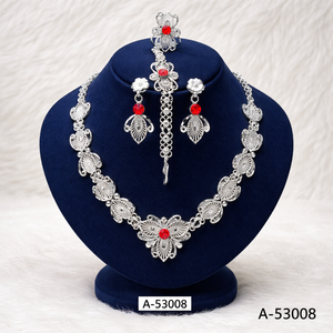 MOLL JEWELLERS Ensemble collier et boucles d'oreilles en alliage de zinc plaqué or avec zircon, forme d'insecte, bijoux de mariage classiques pour femmes A-53300 - Product Image 4