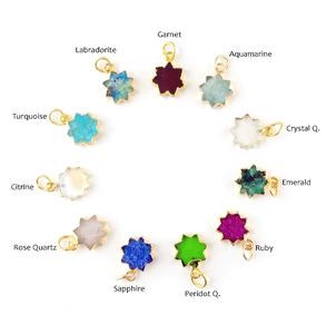 Zafiro teñido Piedra preciosa Forma de Sol 12mm Colgante galvanizado Collares y pendientes de cobre Fabricación de joyería de moda Encanto en forma de sol - Product Image 2