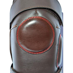 Protège-genoux polo professionnel confortable et ajusté, conçu pour la protection du cavalier, les séances d'entraînement de flexibilité et les activités équestres. - Product Image 5