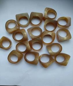 แหวนเขาควายขัดเงาทำด้วยมือเครื่องประดับงานฝีมือธรรมชาติแบบหนาและมีสไตล์ความรัก - Product Image 3