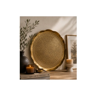 Plateau de service en laiton gravé, plateau décoratif artistique en métal pour la maison traditionnelle, restaurant, hôtel, événements de traiteur et mariages - Product Image 5