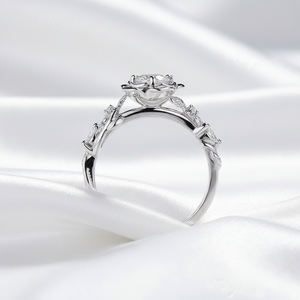 Anillo de Compromiso de Moissanita VVS de 0.5CT con Corte Brillante Redondo en Forma de Rosa de Moda, Inspirado en la Naturaleza, con Diseño de Ramita y Flor, para Boda - Product Image 2
