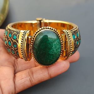 Elegant <b>Indian</b> Ethnic Styling Crystal Fashion Accessories Bone and Brass <b>Bangles</b> with Natural Agate - Product Image 1