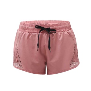 Shorts pour femmes en matériau doux, confortable, élastique, personnalisé, haute résilience, résistant aux déchirures, séchage rapide, respirant - Product Image 1