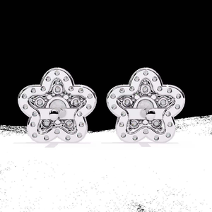 Boucles d'oreilles clous en moissanite, finition or blanc, avec pierres rondes brillantes et design floral élégant - Product Image 6