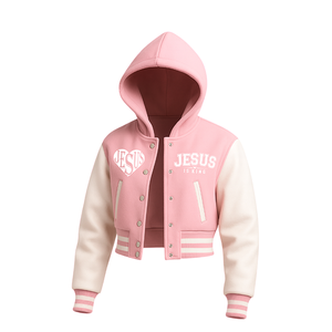 Blouson universitaire court pour femme avec imprimé cœur « Jesus Is King » – Bomber rose et blanc à capuche pour le streetwear Faith - Product Image 2