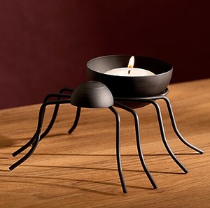 Portavelas Vintage de Halloween, Portavelas de Hierro Negro con Diseño de Telaraña, con Tres Soportes para Decoración del Hogar en Halloween - Product Image 3
