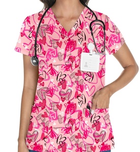 Blouses médicales pour femmes inspirées des créations de designers, avec des motifs colorés et vifs, pour un uniforme médical élégant et fonctionnel - Product Image 4