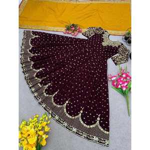 Robe de soirée en georgette brodée avec sequins et dupatta (couleur café) - Product Image 4