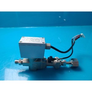 Indicador de Flujo TOKYO KEISO FCV-202A-3/8T + TW-090-KX F11-241172-4 Usado Como Está, Piezas de Equipos Semiconductores Legacy - Product Image 3