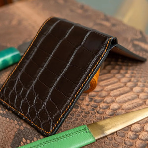 Cartera de cuero moderna para hombre, delgada, minimalista, con bloqueo RFID, proveedor al por mayor, OEM, exportación a todo el mundo, a la moda, a precio asequible. - Product Image 3