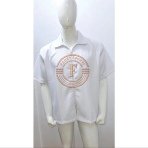 Blouse de coiffure imperméable de haute qualité - Tunique de barbier à fermeture éclair intégrale - Product Image 1
