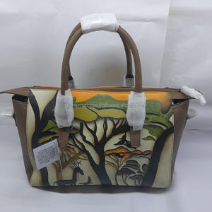Personalizado al por mayor impreso árbol patrón de cuero genuino bolsos de mano estilo de las mujeres bolsos y accesorios - Product Image 4