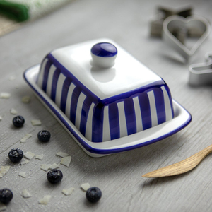 Boîte à beurre compacte avec couvercle pour le rangement au réfrigérateur et l'organisation moderne du comptoir de cuisine - Product Image 3