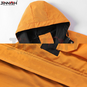 Customized Sports <b>Jackets</b> Rain <b>Jacket</b> <b>Waterproof</b> <b>Light</b> Weight Men Softshell <b>Waterproof</b> Outdoor Windbreaker Men's <b>Jackets</b> - Product Image 4
