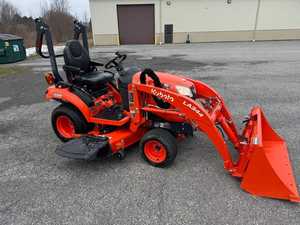 NUEVO Tractor Kubota BX2380 de 23 HP con Motor Diésel Kubota y Cargador Frontal - Product Image 2