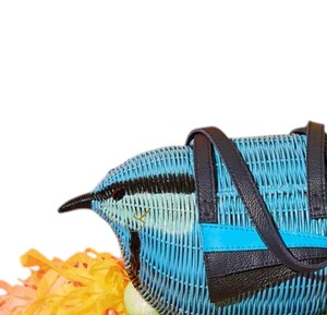 Panier de rangement en rotin écologique en forme d'oiseau bleu, sac bandoulière en osier tressé à la main en forme d'animal amusant, organisateur de bureau décoratif - Product Image 2