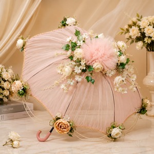Parapluie de Mariage Floral de Luxe pour Cérémonie, Auvent Décoratif Rose à Fleurs pour Allée Nuptiale - Product Image 4