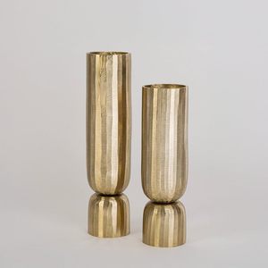 Jarrón Grande y Elegante de Aluminio Dorado con Acabado Metálico, Adorno Decorativo Moderno para la Cocina, Comedor y Decoración Festiva - Product Image 2