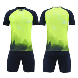 Conjunto de Camiseta y Pantalones Cortos de Fútbol Personalizados para Hombre, Cuello Redondo, Manga Corta, Sublimados, Transpirables, con Estampado Geométrico, Corte Atlético - Product Image 2