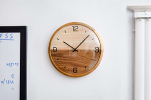 Horloge murale décorative en bois de 12 pouces, style Europe du Nord, avec anneaux annuels, pour la maison et le bureau - Product Image 3