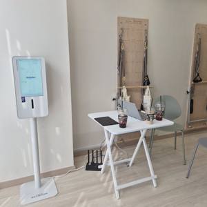 Analizador Corporal Inteligente Bodydot Fitness con IA (BDF1000) de Aleación de Aluminio, Flexible, para Monitoreo de Postura y Estado Físico de Cuerpo Completo - Product Image 1