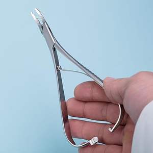 Herramienta de Ortodoncia de Alta Calidad, Pinza para Colocar Ligaduras Mathieu con Portaagujas Dentados, Acero Inoxidable, Accionamiento Manual - Product Image 5