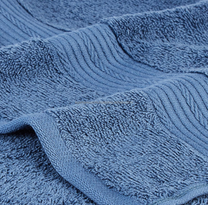 Serviette de bain 100% coton hautement absorbante 800 GSM, qualité hôtelière de luxe, antibactérienne, fournisseur en gros OEM, marque privée - Product Image 5