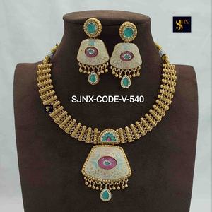 สร้อยคอผู้หญิงสำหรับงานแต่งงานและเทศกาลจากผู้ผลิตอินเดียและผู้ส่งออก - Product Image 2