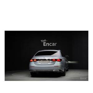Mercedes-Benz E200 Avantgarde Classe E 2024 avec 22 203 km, conduite à gauche, boîte automatique, caméra de recul - Product Image 4