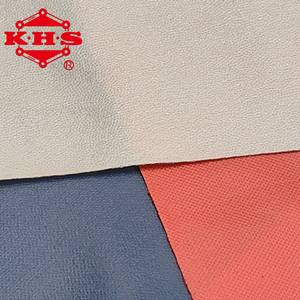 Tissu en polyester collé TPEE léger, toucher doux pour veste trench en techwear urbain - Product Image 1