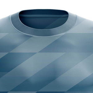 Kivotech fabrique des rashguards pour hommes à séchage rapide et confortables, de haute qualité, à manches courtes, pour le fitness. - Product Image 4