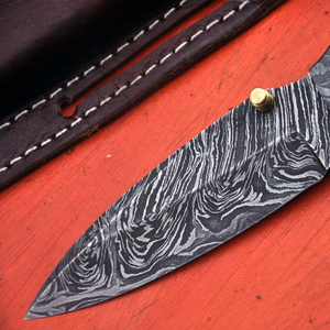 Cuchillo de Caza Imperial de Acero de Damasco con Punta Caída, Mango de Micarta y Funda de Cuero, OEM Disponible - Product Image 5
