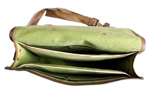 Bolso Bandolera Unisex de Cuero de Primera Calidad, Diseño Profesional, Ecológico, Impermeable, Reversible, Personalizable y Ajustable - Product Image 3