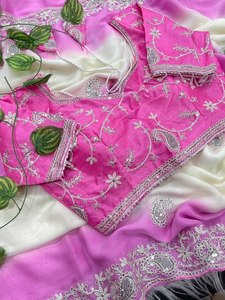 Sari en Georgette Brodé avec Bordure à Paillettes, Sari de Soirée en Georgette, Sari à Pompons Miroir, Sari Designer en Georgette - Product Image 3