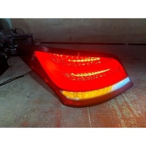 Feu arrière gauche d'occasion Equus 924013N500 - Product Image 1