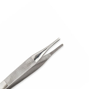 Pince à pansement en acier inoxydable durable, instrument médical chirurgical avec embouts, poignée ergonomique et conception professionnelle - Product Image 6