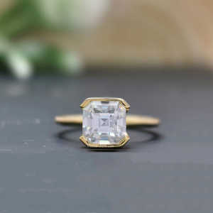 Anillo de compromiso de moissanita de corte Asscher en oro amarillo sólido de 14 quilates con ajuste de medio bisel, regalo de boda o aniversario - Product Image 6