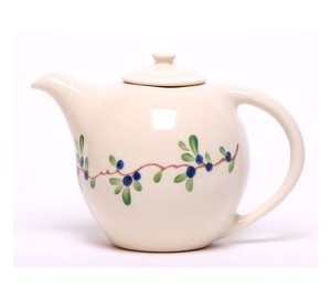 Théière florale de luxe peinte à la main avec bec verseur fluide, poignée confortable et corps isotherme, idéale pour servir le thé - Product Image 4