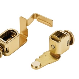 Borne de serrage à vis en laiton pour disjoncteur, composant OEM en laiton nickelé - Product Image 1