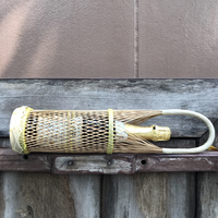 Porte-bouteille individuel en bambou tressé artisanal, durable, biodégradable, écologique, moderne et rustique, pour présentation en rangées, personnalisable pour restaurant