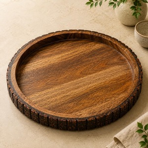 Plateau de service rond en bois massif, fait main, poli, avec poignées, le plus vendu, assiette décorative en bois naturel, plat artisanal - Product Image 4