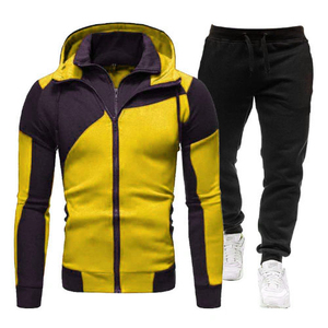 Survêtement pour homme avec logo et design personnalisés, qualité excellente, matière 100% coton, survêtement OEM pour hommes - Product Image 6