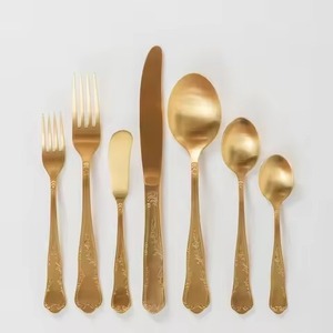 ชุดช้อนส้อมมีดทองเหลืองทันสมัย ชุดอุปกรณ์รับประทานอาหารสวยงาม ช้อน ส้อม มีด ชุดอุปกรณ์บนโต๊ะอาหารหรูหรา สำหรับใช้ในครัวและร้านอาหาร - Product Image 5